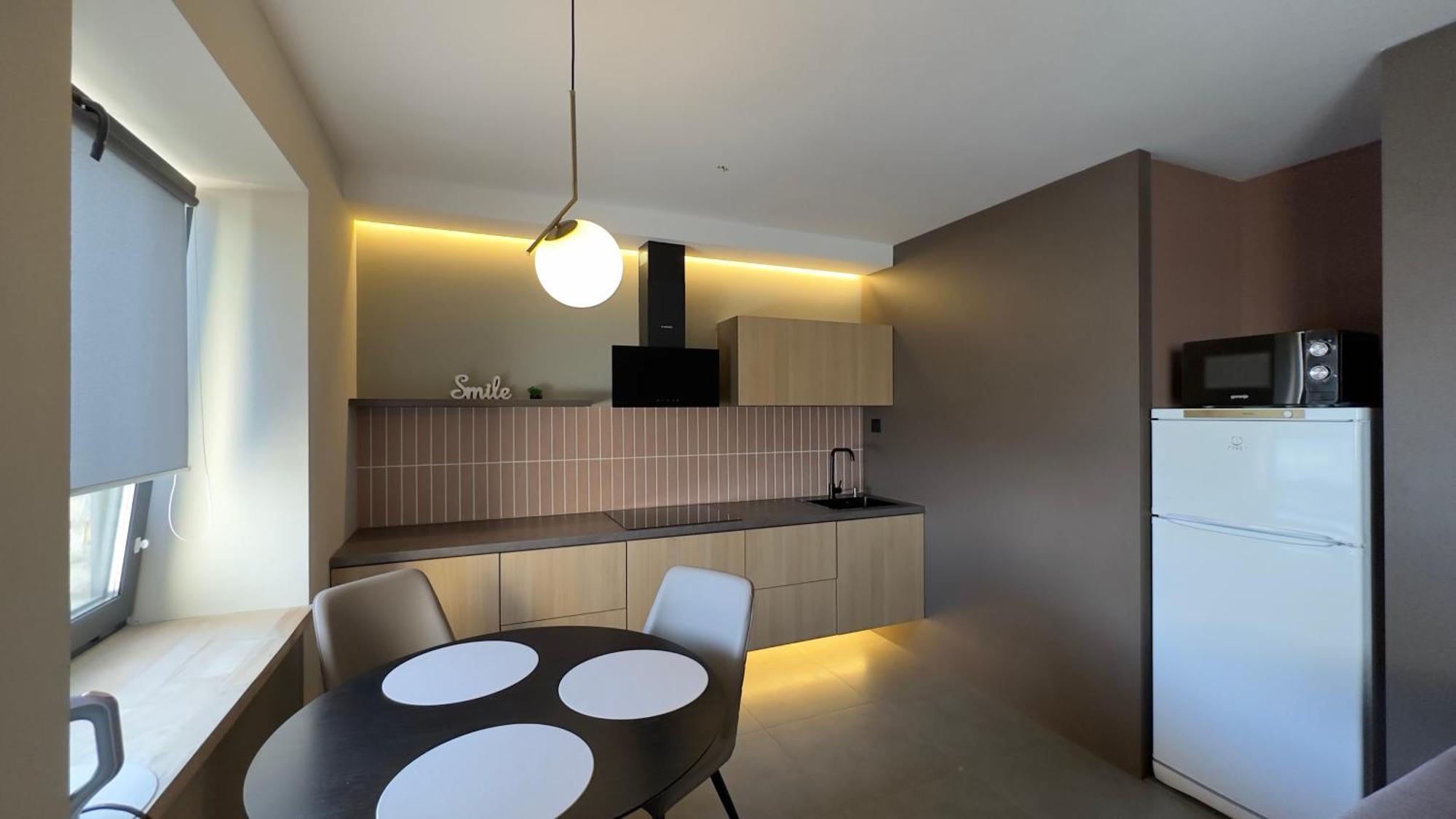 2 Room Modern Apartment View 第聂伯罗彼得罗夫斯克 外观 照片